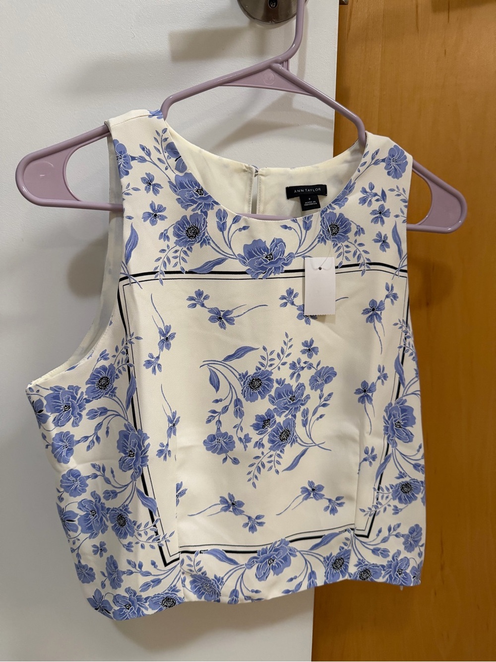 NWT! Ann Taylor Cream Top with Blue Floral Print, “Cropped Halter Shell,” 853897